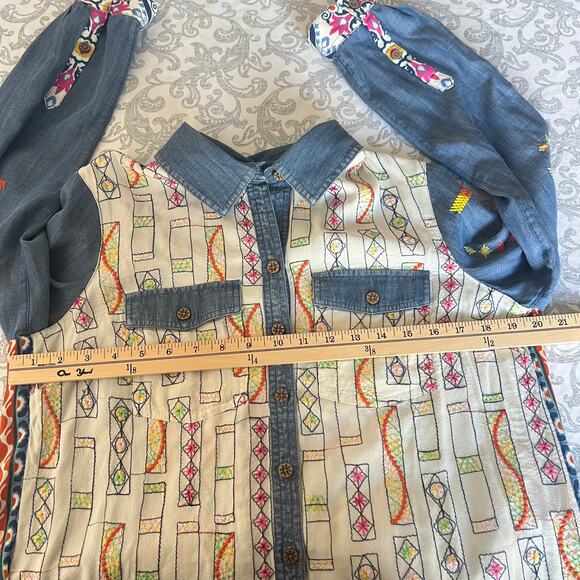 John Mark Bohemian Embroidered Long Sleeve Button Down Blouse Size S - Picture 11 of 13